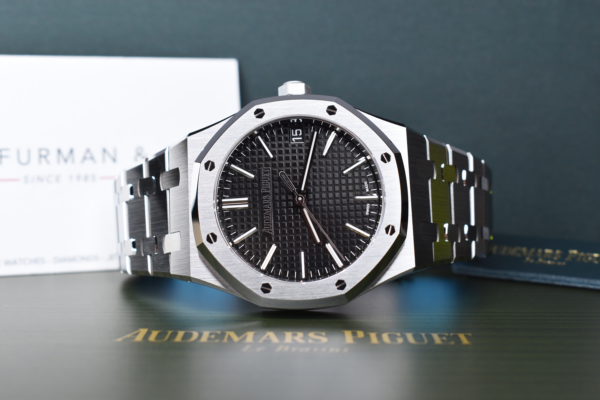 Audemars Piguet Royal Oak (Ref. 15510ST.OO.1320ST.07) - Image 2