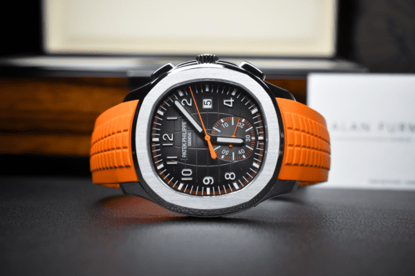 Patek Philippe Aquanaut (Ref. 5968A-001) - Image 2