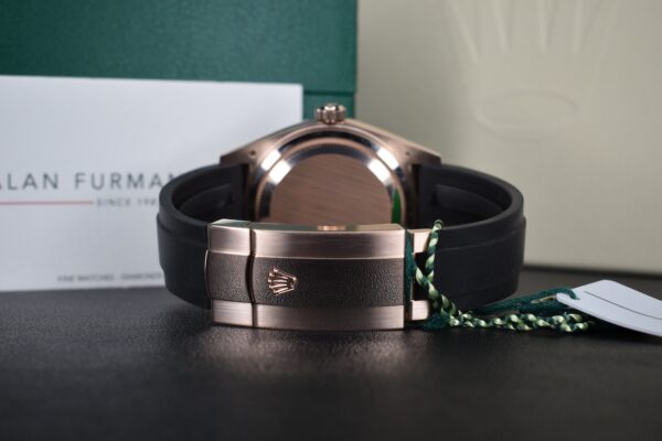 Rolex Sky-Dweller (Ref. 336235-0004) [2024] - Image 4